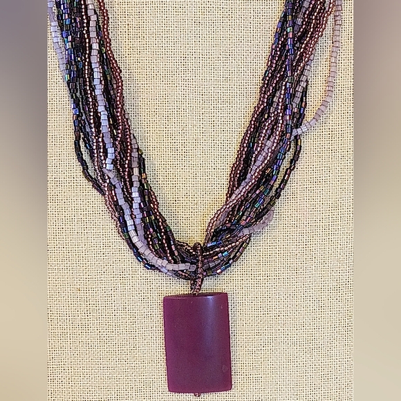 𝐕𝐭𝐠.𝐌𝐮𝐥𝐭𝐢𝐒𝐭𝐫𝐚𝐧𝐝 𝐏𝐮𝐫𝐩𝐥𝐞 𝐁𝐞𝐚𝐝𝐞𝐝 𝐍𝐞𝐜𝐤𝐥𝐚𝐜𝐞 + - Picture 3 of 11